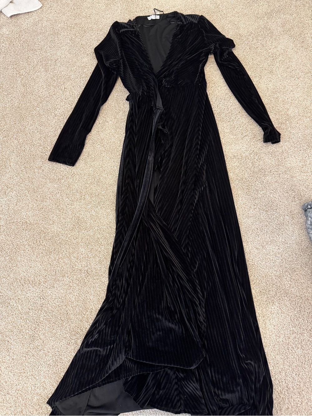 Baltic born Jada Ribbed Velvet Wrap black Dress L NWT - Picture 2 of 2